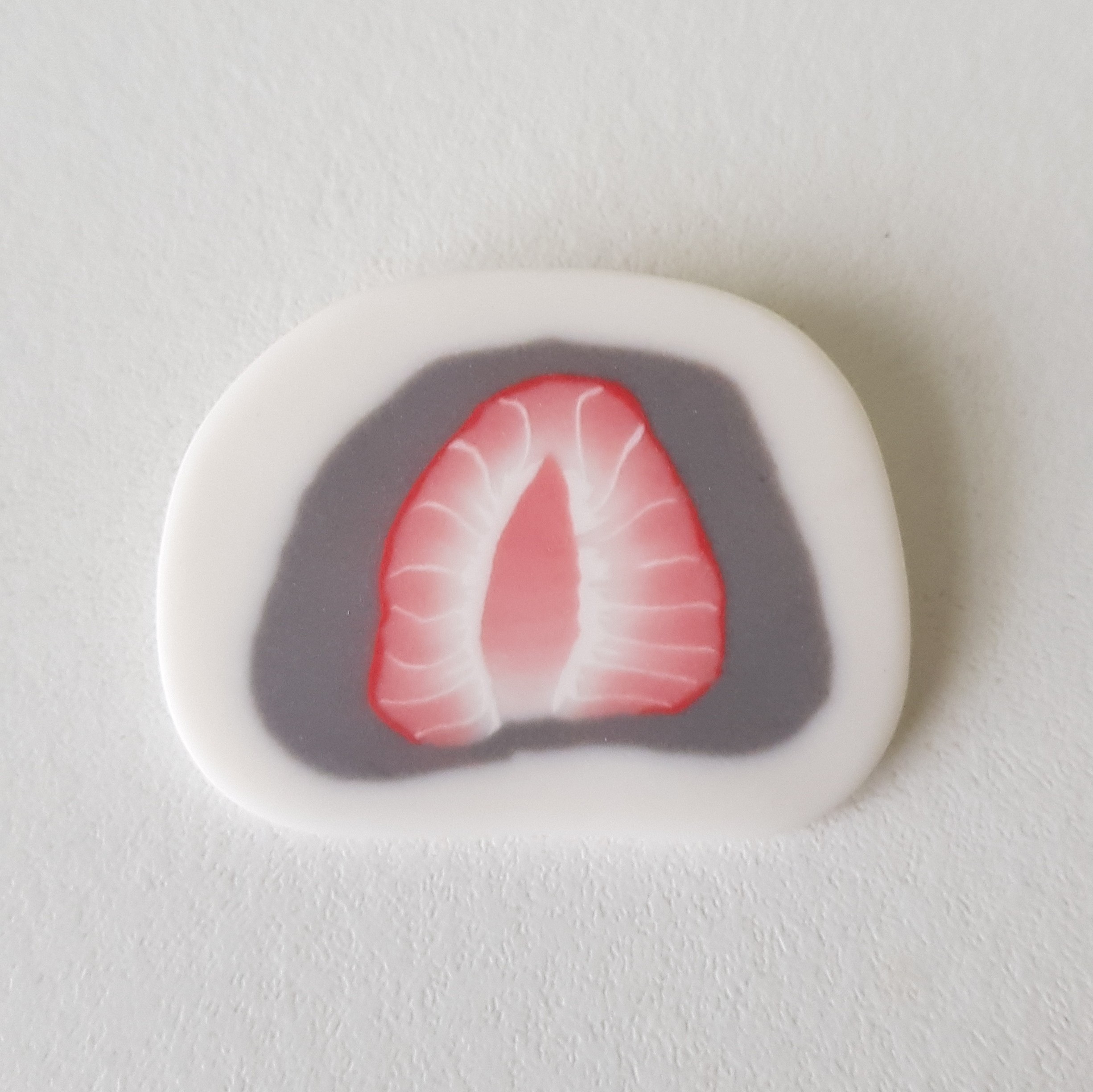 Broche gâteau japonais (Ichigo daifuku)