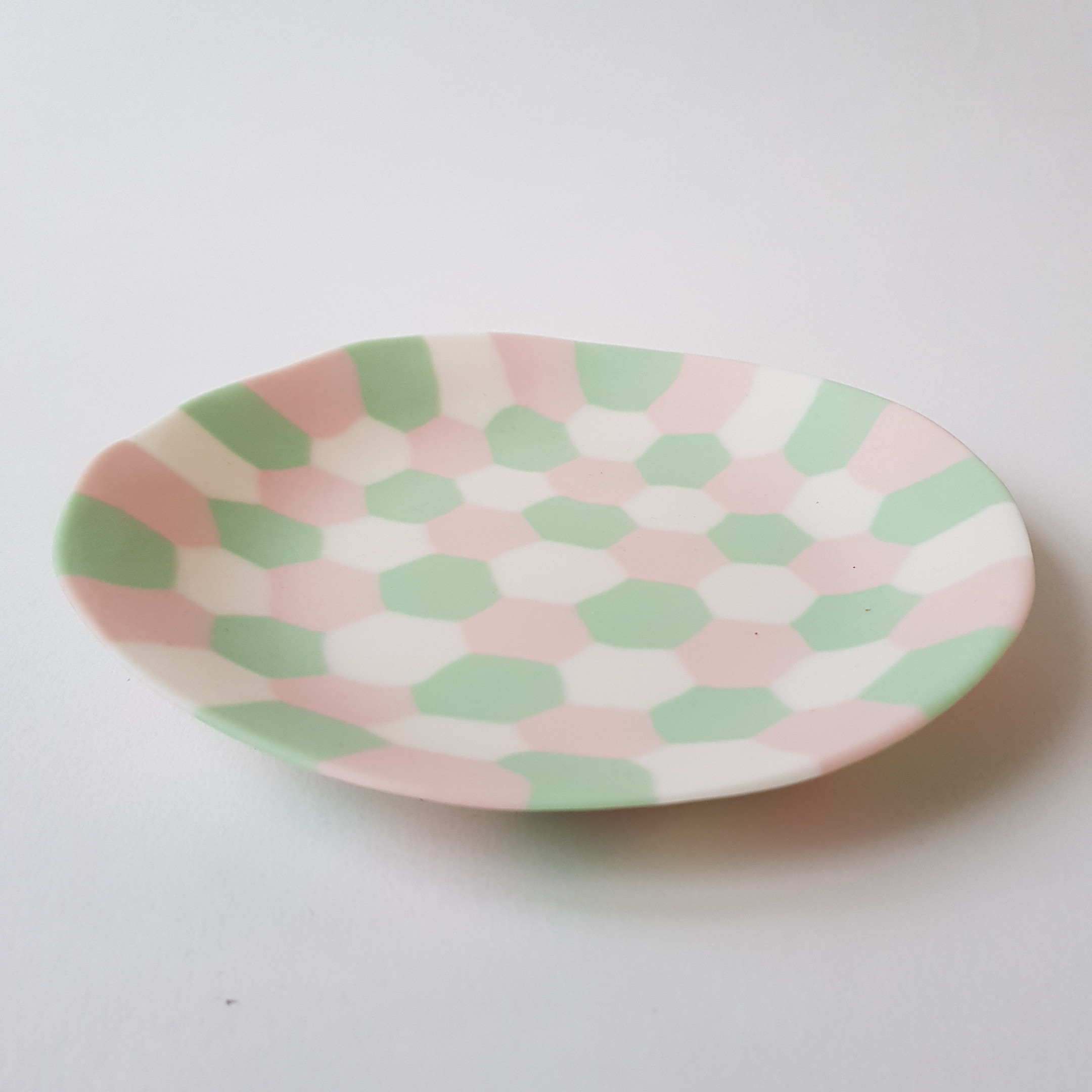 écaille de tortue vert foncé noir porcelaine assiette