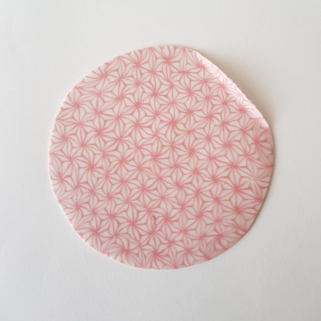 Assiette Asanoha, rouge, pliée