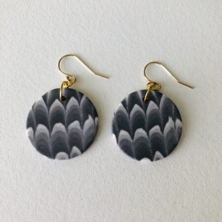 Boucles d'oreilles, Crochet Or rondes, Plume de caille, noir